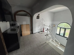 Casa de vanzare cu 6 camere, 374 mp, teren 719 mp,  strada Baritiu - imagine 9