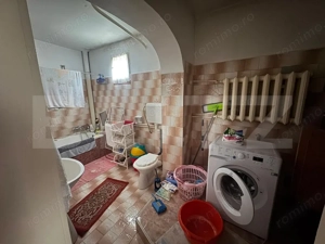 Casa de vanzare cu 6 camere, 374 mp, teren 719 mp,  strada Baritiu - imagine 6