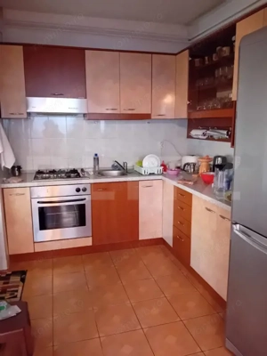 CASA IN CENTRU -REGHIN CU SPATIU COMERCIAL  - imagine 6