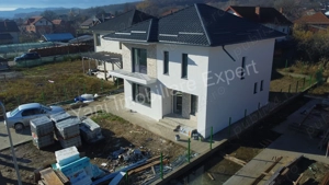 Casă nouă de vânzare în Curtea de Argeș. - imagine 7