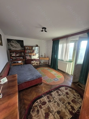 Vand apartament 2 camere  - imagine 8