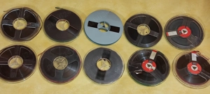 Pt. magnetofon 10 bucati role cu banda  diametrul la rola 15 cm . - imagine 5