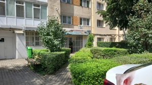 Inchiriez spatiu comercial -garsoniera parter