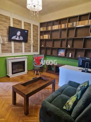 Apartament renovat in cladire istorica