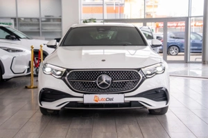 Mercedes-Benz E-Class E300 DE 4MATIC AMG LINE - imagine 2