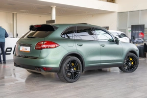 Porsche Cayenne - imagine 8