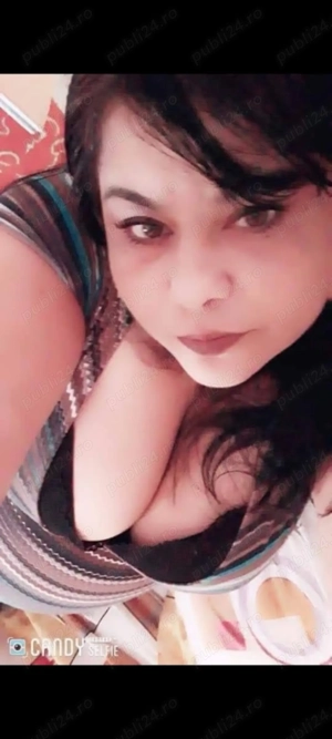 BbwDoamna matura grasuta experienta face diferența, singura in locatie