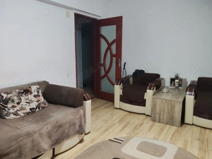 Vand apartament 3 camere