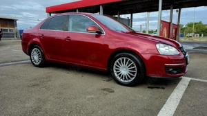 Volkswagen Jetta 1.6 MPI  - imagine 5
