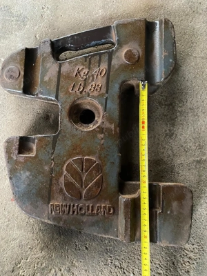 Vand greutati fata New Holland, Fiat, cupla fata si cupla spate UTB 445, turometru UTB 445 si Fiat.