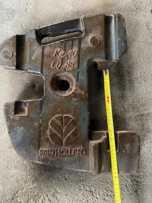 Vand greutati fata New Holland, Fiat, cupla fata si cupla spate UTB 445, turometru UTB 445 si Fiat. - imagine 2