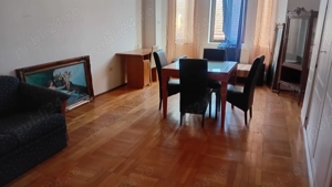 vanzare ap 2 camere in casa (zona p-ta catedralei)