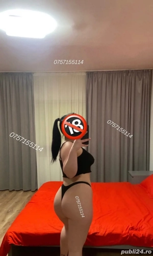 Pozele îmi aparțin!!! 18 ani!!! - imagine 3