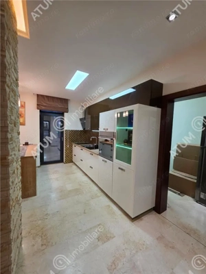 Casa 4 camere 3 bai terasa si teren 250 mp zona Octavian Goga Selimbar - imagine 18