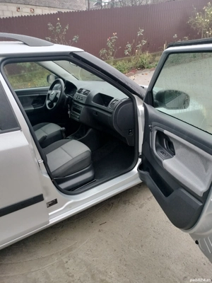 Vând Skoda Fabia 2 facelift euro 5 benzina  - imagine 8