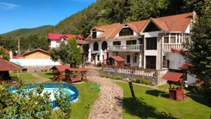 Vand casa de vacanta. - imagine 2