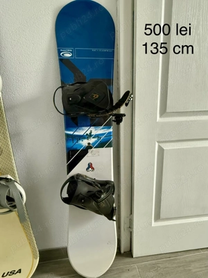 vand 2 placi de snowboard cu legaturi  si 2 perechi de boots