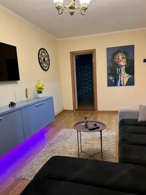 Apartament de 2 camere ( Renovat )-Racadau