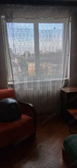 Vanzare urgenta - Apartament cu 4 camere, 76 mp, zona Centrala -Brasov - 118.000 - imagine 10