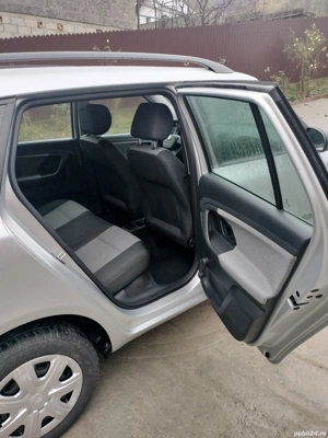 Vând Skoda Fabia 2 facelift euro 5 benzina  - imagine 9