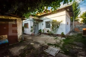 SUPER OFERTA:Teren+casa zona centrala Campina