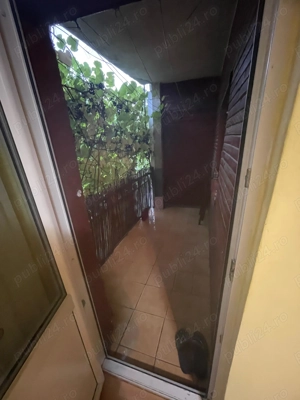 Vând apartament 4 camere