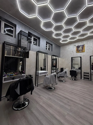 Coleg frizerie si coafor - imagine 2