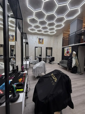 Coleg frizerie si coafor