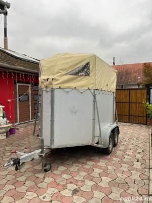 Vând remorcă transport animale -2 tone