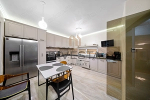 Duplex modern, spatios , pe o strada privata retrasa! - imagine 4