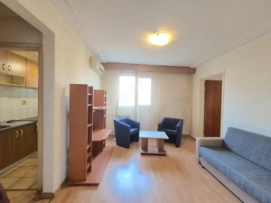 Plaza Mall, apartament de 2 camere de închiriat, etaj 3! - imagine 2