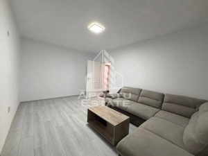 Apartament cu 2 camere, decomandat, 2 locuri de parcare,Bloc nou