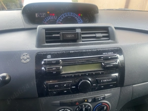 Daihatsu Materia - imagine 3