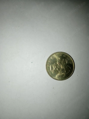 Vând monede vechi .... 