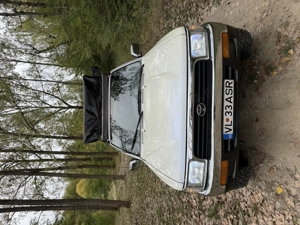 Toyota 4Runner Surf Overlanding - imagine 3