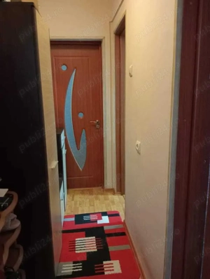 Închiriez apartament 