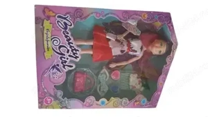 Papusa cu accesorii Beauty Girl, in cutie