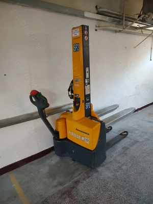 Inchiriez hala spatiu comercial depozit spatiu productie fabrica de confectii - imagine 9