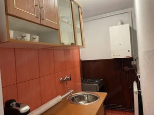 Rovinari - Vanzare apartament 3 camere - Str. Mioritei - imagine 7