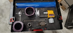 Bormasina cu set de carote