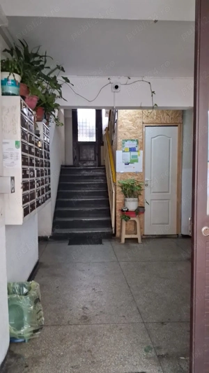 Vand garsoniera sector 2