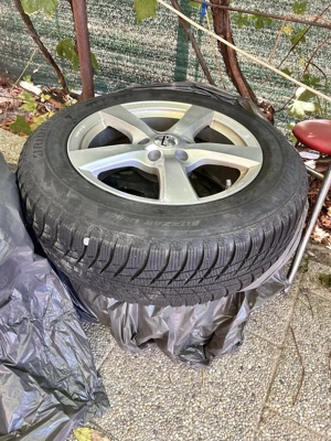 Roti de iarna complete pt VW Tiguan, Jante CMS 17", Bridgestone 2019 - imagine 4