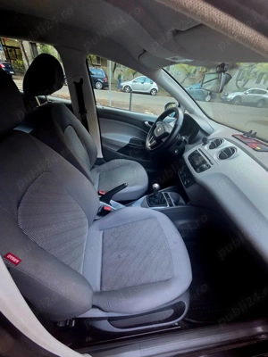 Se vinde mașină în stare foarte bună - imagine 11