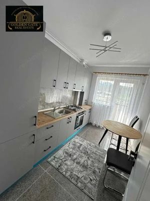 Apartament 2 camere cu balcon și parcare — Râșnov