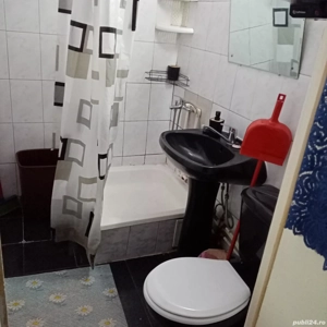 Vând apartament cu doua camere.  - imagine 2