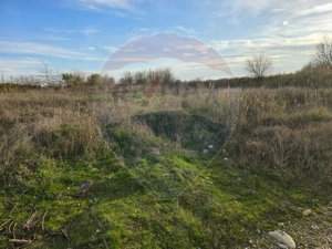 Teren intravilan 900mp Isalnita