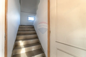 Casa de vanzare | 5 camere | Teren 1,100 mp | STUPINI | COMISION 0% - imagine 17