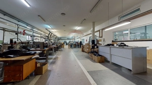 Producție / Depozitare + Birouri – Proprietate industrială de vânzare