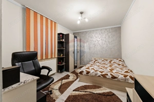 Casă spațioasă cu 4 camere și spațiu comercial în Bujac - imagine 4