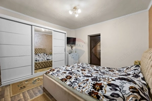 Casă spațioasă cu 4 camere și spațiu comercial în Bujac - imagine 10